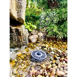 HEISSNER Solar-Springbrunnen ø 16 cm mit LED - 120 - 220 l/h